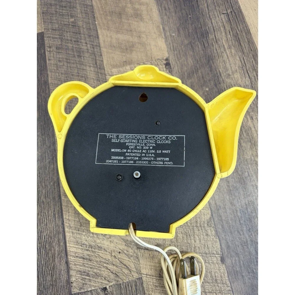 Vintage Sessions Yellow Teapot Wall Clock Works Rare Color Vintage